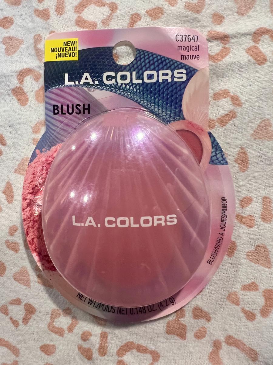 LA Colors Blush - magical mauve