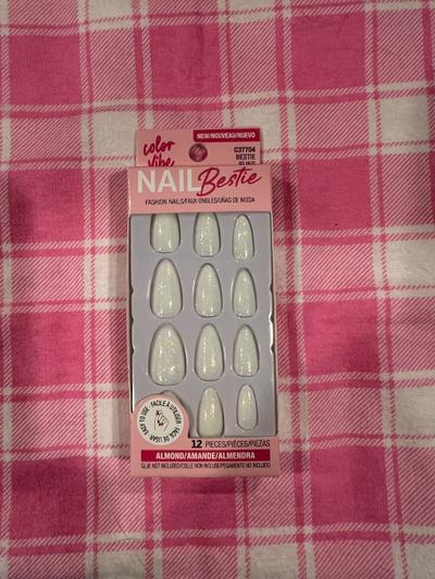 Nail Bestie Almond Press-On Nails Bestie Bling 12pc