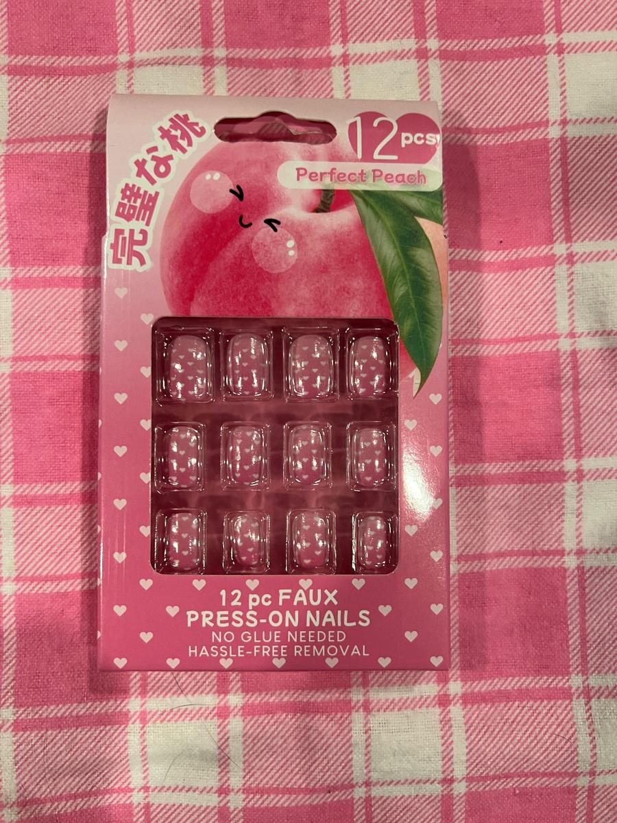 Perfect Peach press-on nails 12pc