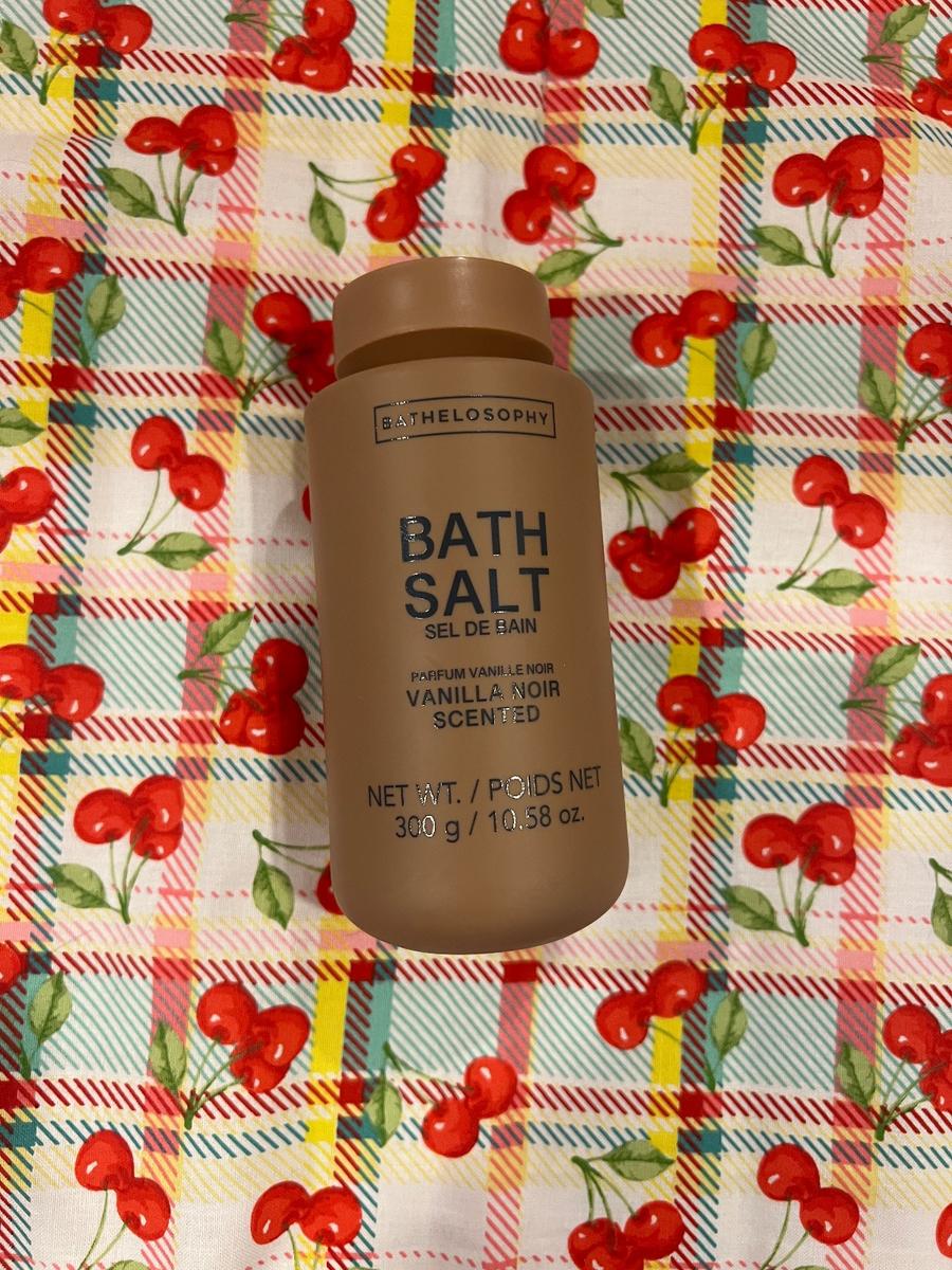 Bathelosophy Vanilla Noir Bath Salt 300g