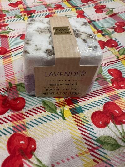 Spa Luxury Lavender Essential Oil Bath Fizzy 4.2oz