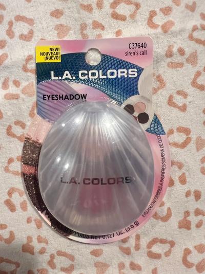 L.A. Colors Eyeshadow Siren's Call Shell Compact