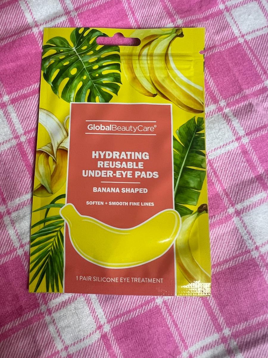 Global Beauty Care Banana Shaped Hydrating Reusable Under-Eye Pads