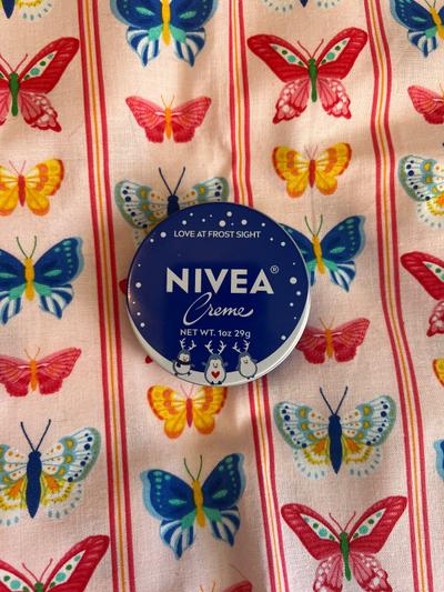 Nivea Creme tin 1oz holiday edition