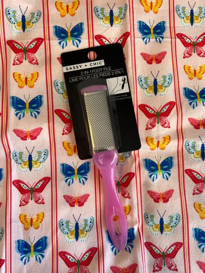 Sassy + Chic 2-in-1 Foot File/ Pink