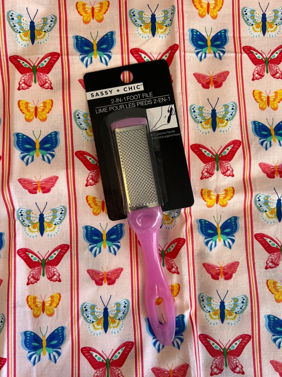Sassy + Chic 2-in-1 Foot File/ Pink