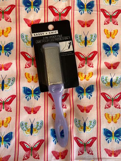 Sassy + Chic 2-in-1 Foot File/ Purple