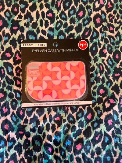 Sassy + Chic Eyelash Case with Mirror