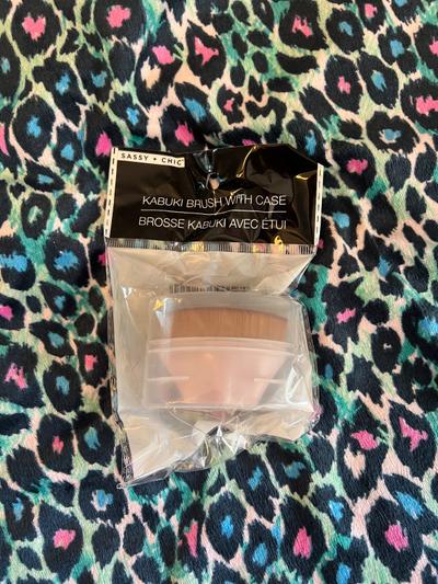 Sassy + Chic Kabuki Brush with Case