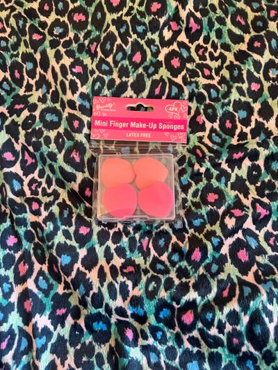 Beauty Collection Mini Finger Make-Up Sponges 4-Pack