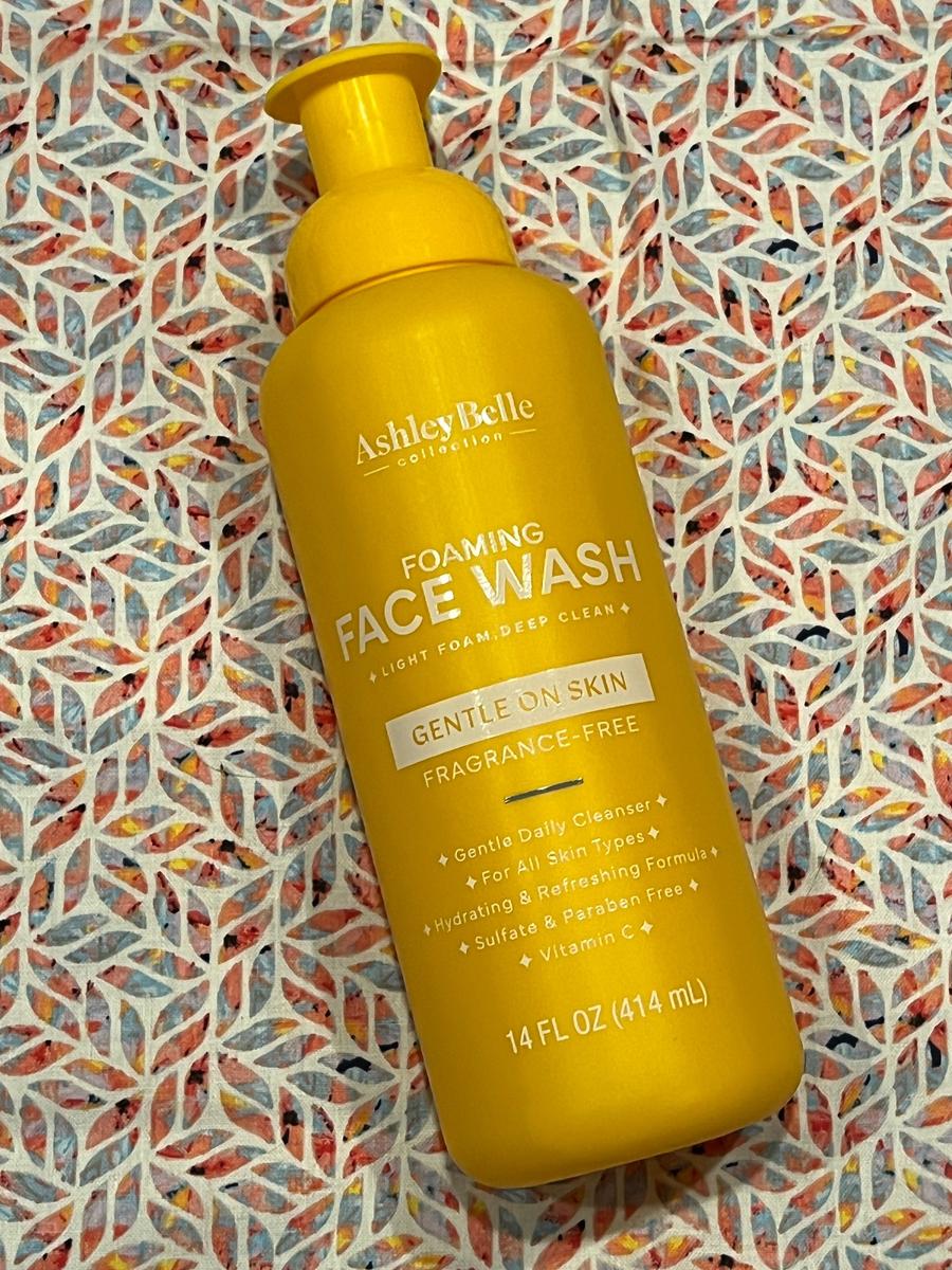 Ashley Belle Foaming Face Wash Fragrance-Free with Vitamin C
