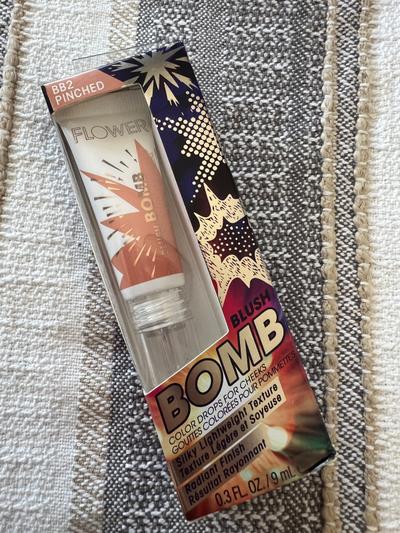 Flower Beauty Blush Bomb / Pinched