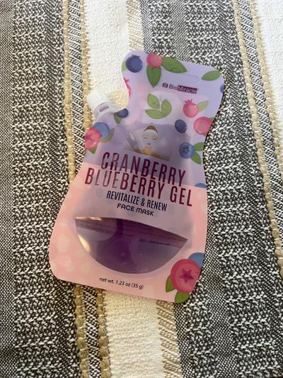 BioMiracle Cranberry Blueberry Gel Face Mask