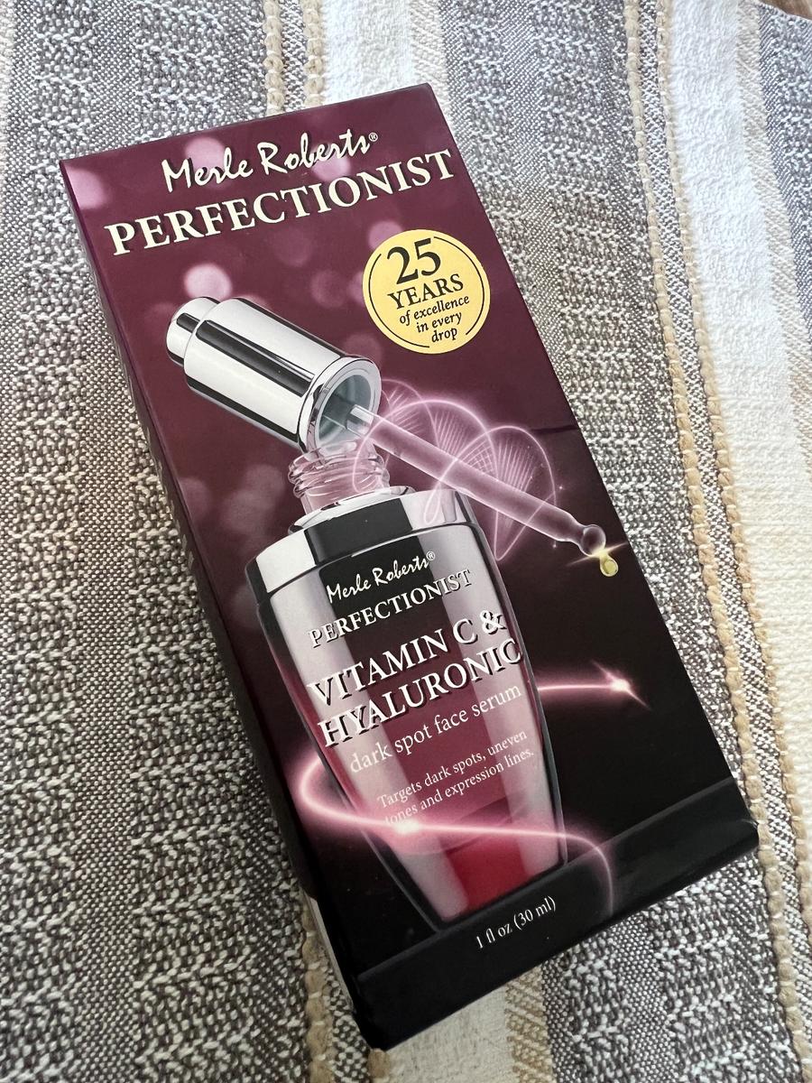 Merle Roberts Perfectionist Vitamin C & Hyaluronic Dark Spot Face Serum 1oz
