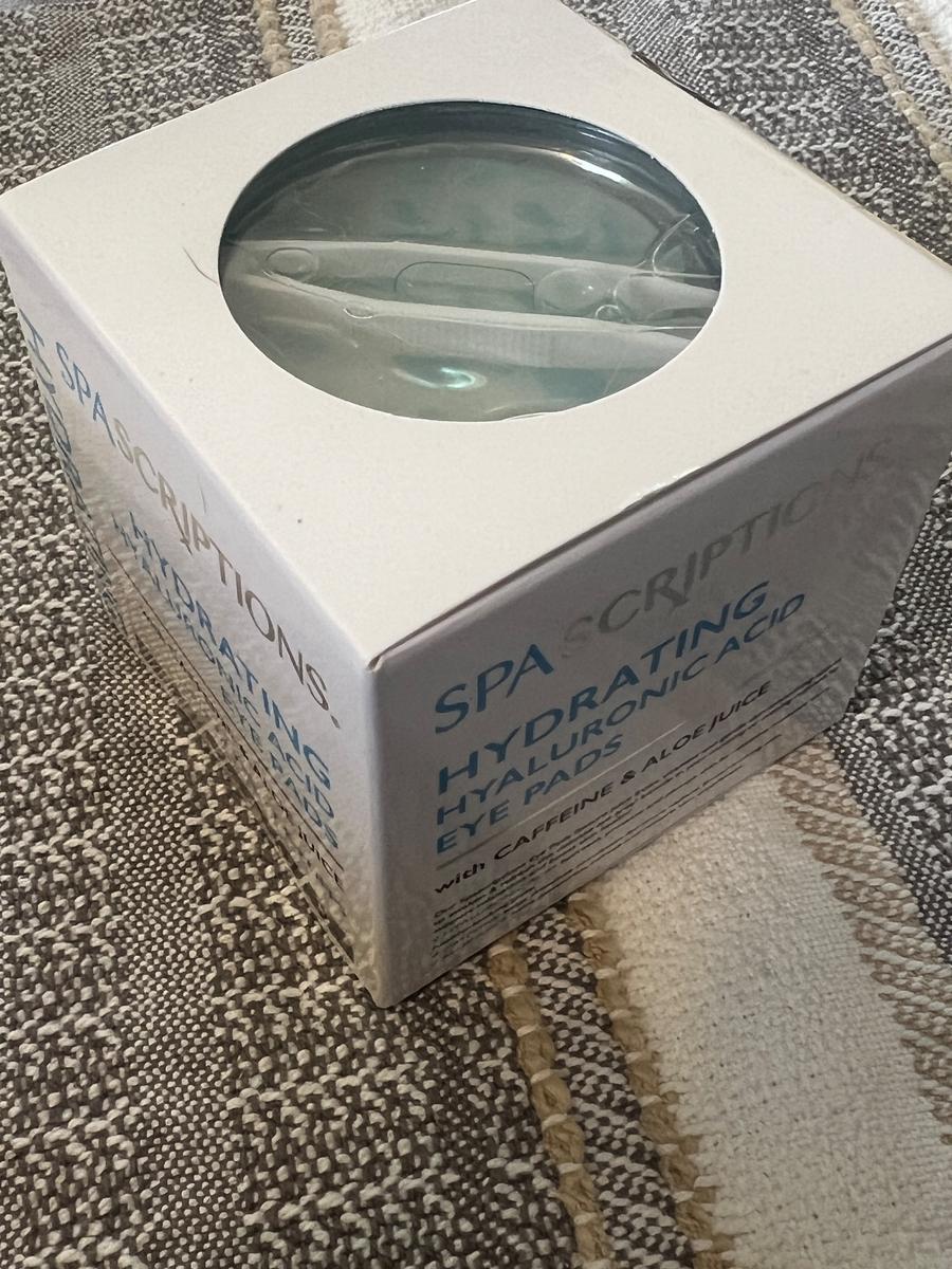 Spascriptions Hydrating Hyaluronic Acid Eye Pads with Caffeine & Aloe