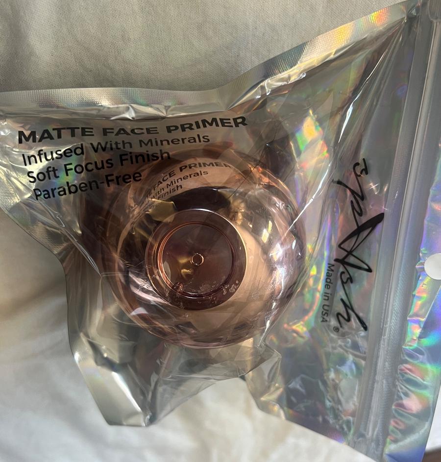 Matte Face Primer Infused with Minerals Soft Focus Finish