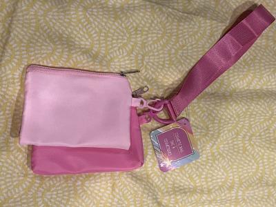 LuLu Dupe/ Pink Wristlet