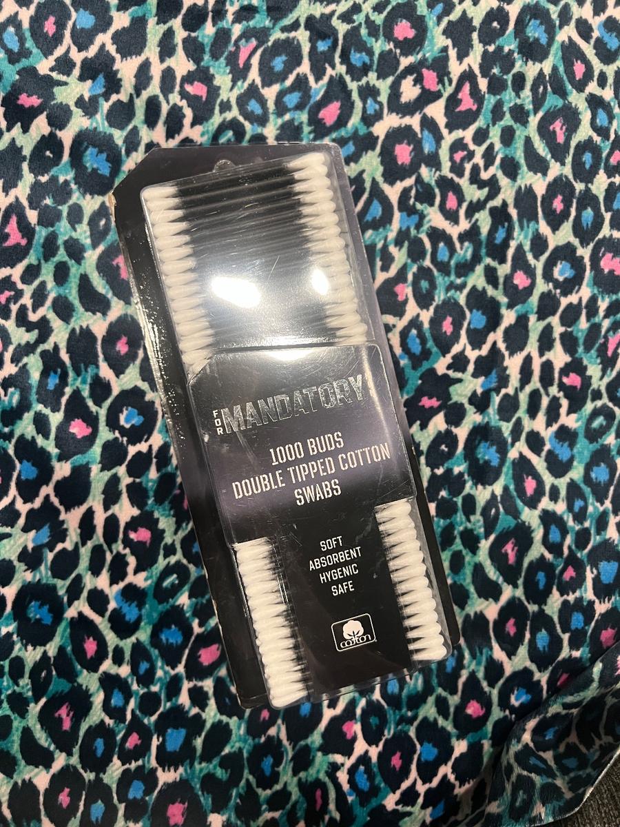 Mandatory 1000 Buds Double Tipped Cotton Swabs