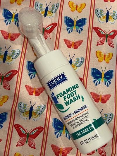 Lucky Super Soft Foaming Foot Wash Tea Tree Oil 4oz