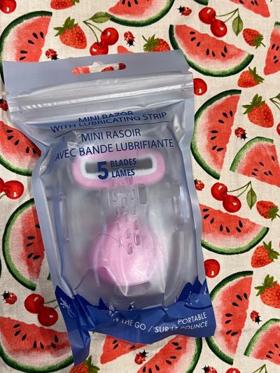 Mini Razor with Lubricating Strip 5-Blade/ Pink Portable