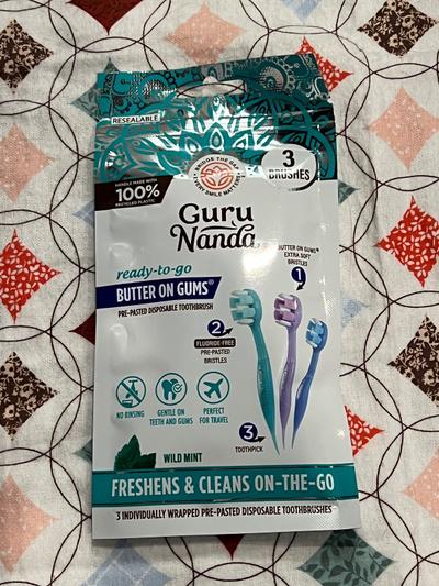 GuruNanda Butter on Gums Disposable Toothbrush Wild Mint 3-pack