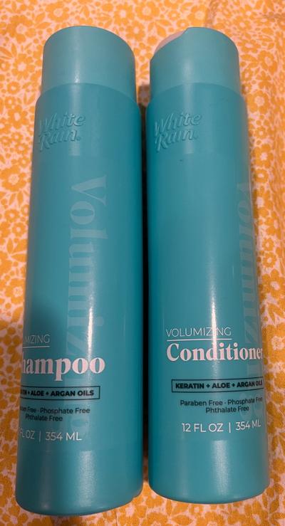 White Rain Volumizing Shampoo & Conditioner Set
