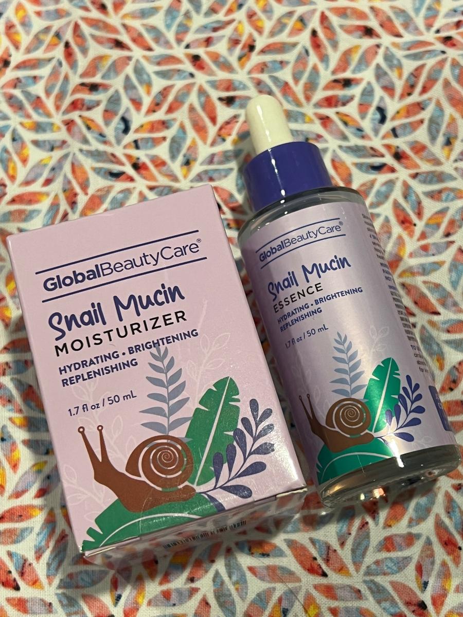 Global Beauty Care Snail Mucin Moisturizer + Essence Set