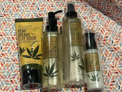 Soo'AE Hemp Dreams Skincare Set (4pc) – Clay Scrub, Cleansing Oil, Oil Mist, Serum