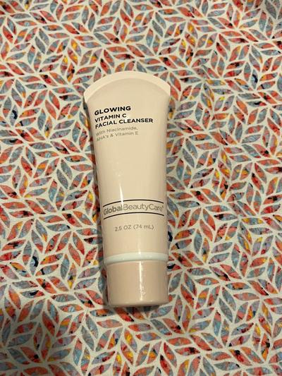 Global Beauty Care Glowing Vitamin C Facial Cleanser