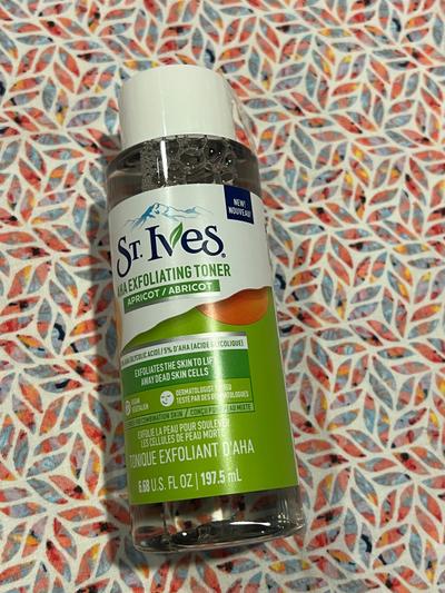 St. Ives AHA Exfoliating Toner Apricot 6.68oz