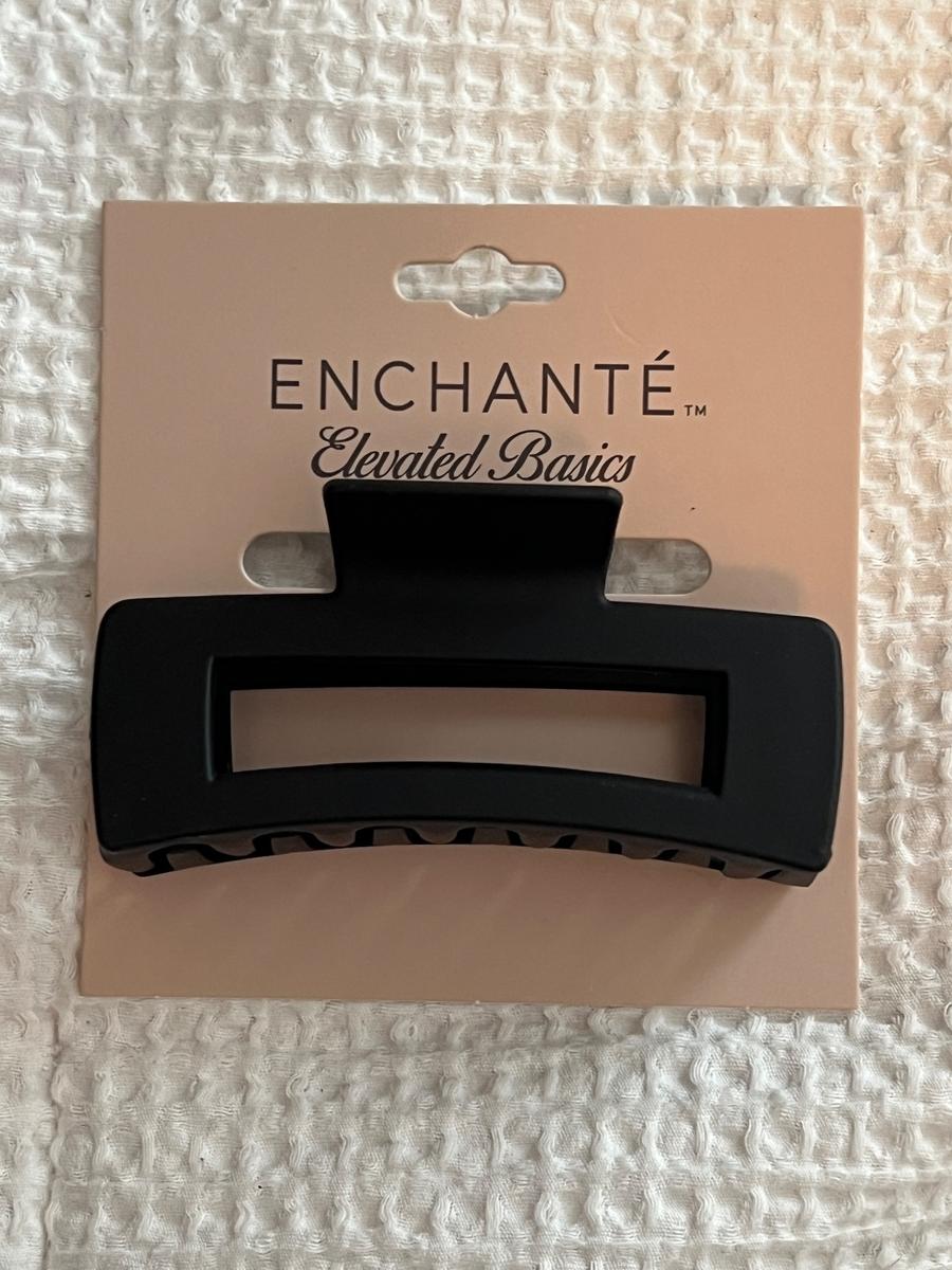 Enchanté Elevated Basics Black Rectangle Claw Clip