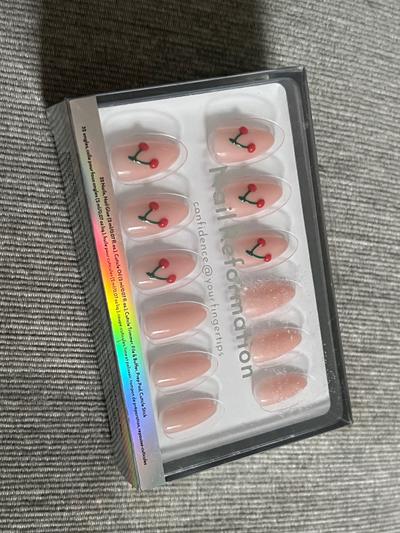 Nail Formation Cherry Press-On Nails 32pc