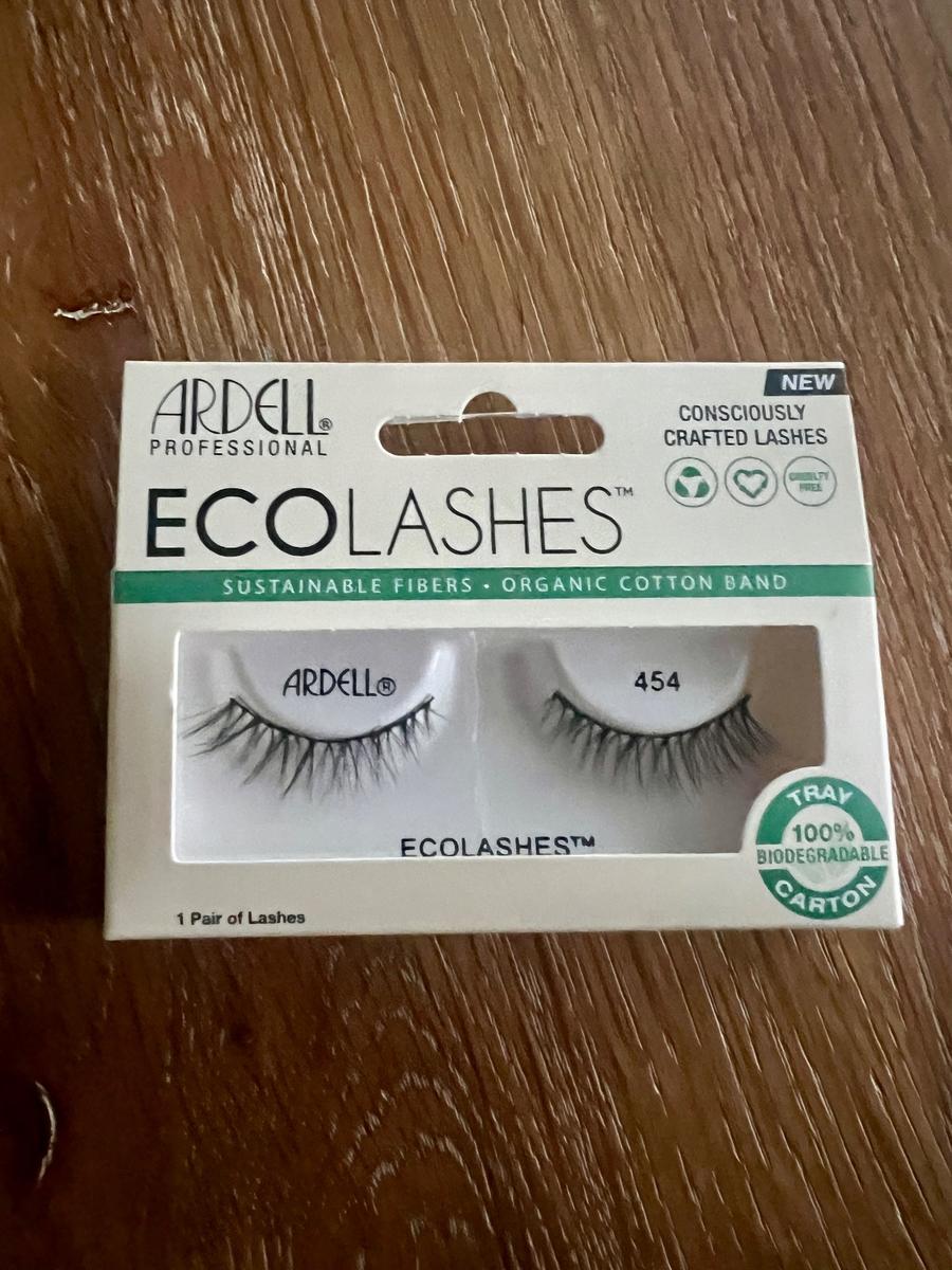 Ardell EcoLashes / style# 454 