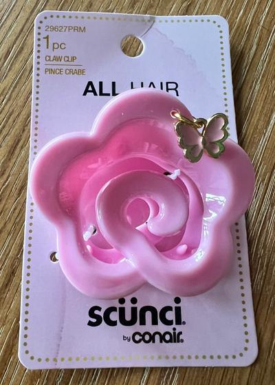 Scunci by Conair Flower Claw Clip with Butterfly Charm Pink