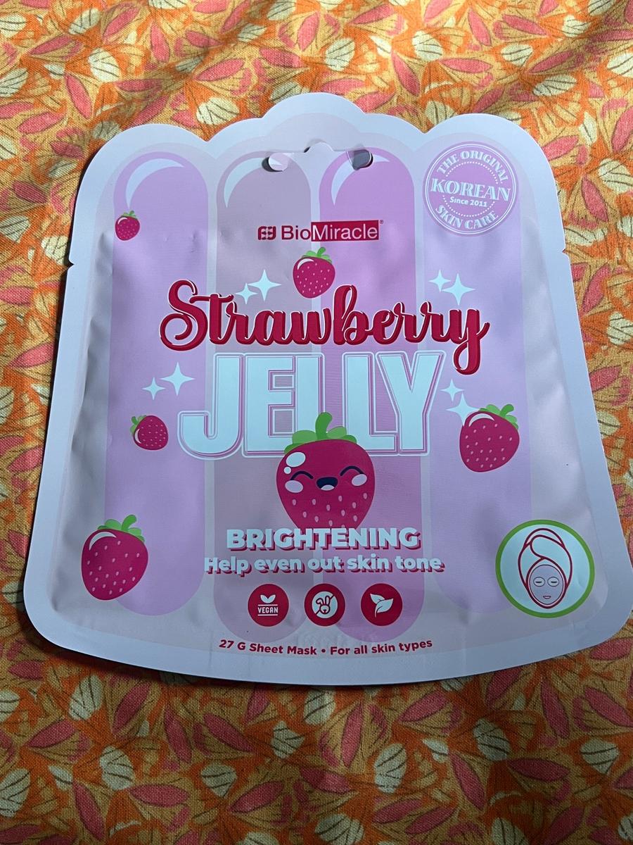 BioMiracle Strawberry Jelly Brightening Sheet Mask